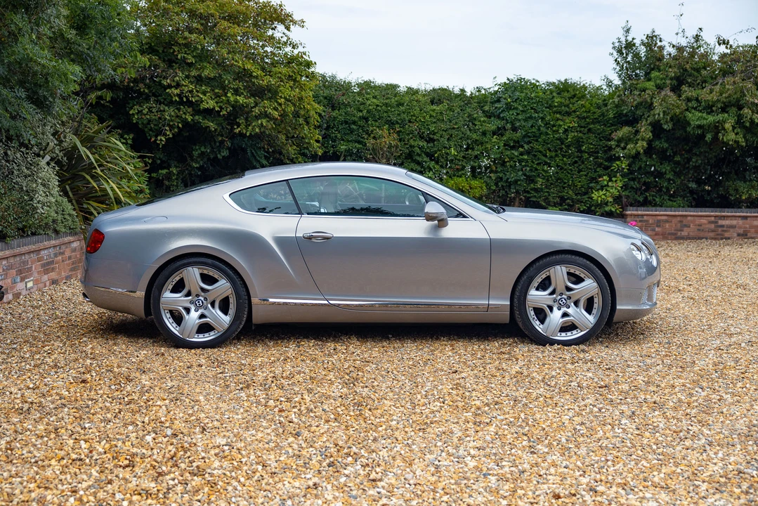 2011 Bentley Continental GT 1st Gen - Image 9 of 31