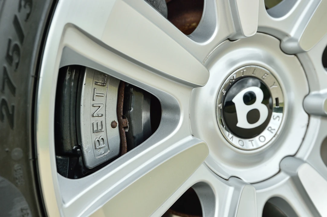 2011 Bentley Continental GT 1st Gen - Image 25 of 31