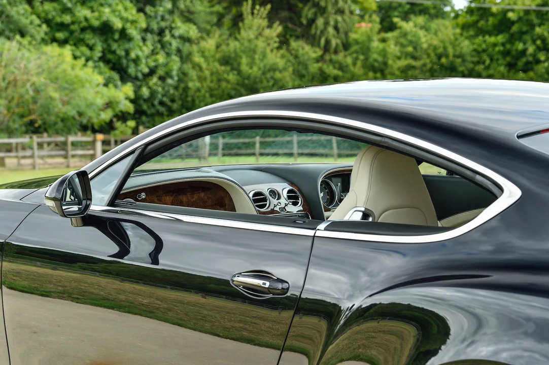 2011 Bentley Continental GT 1st Gen - Image 15 of 31