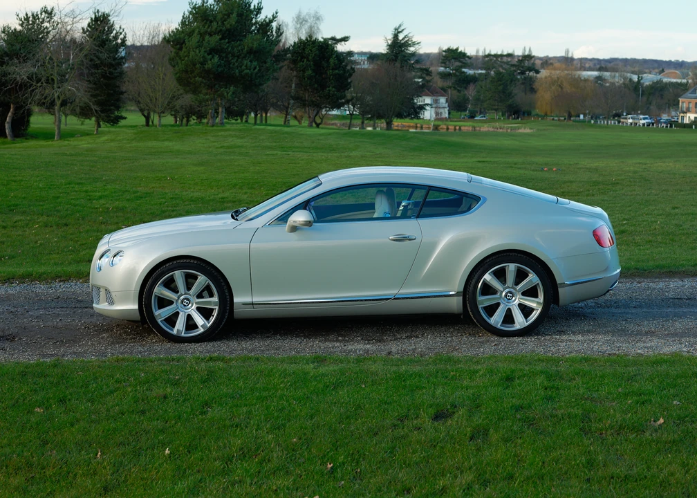 2011 Bentley Continental GT 1st Gen - Image 16 of 31