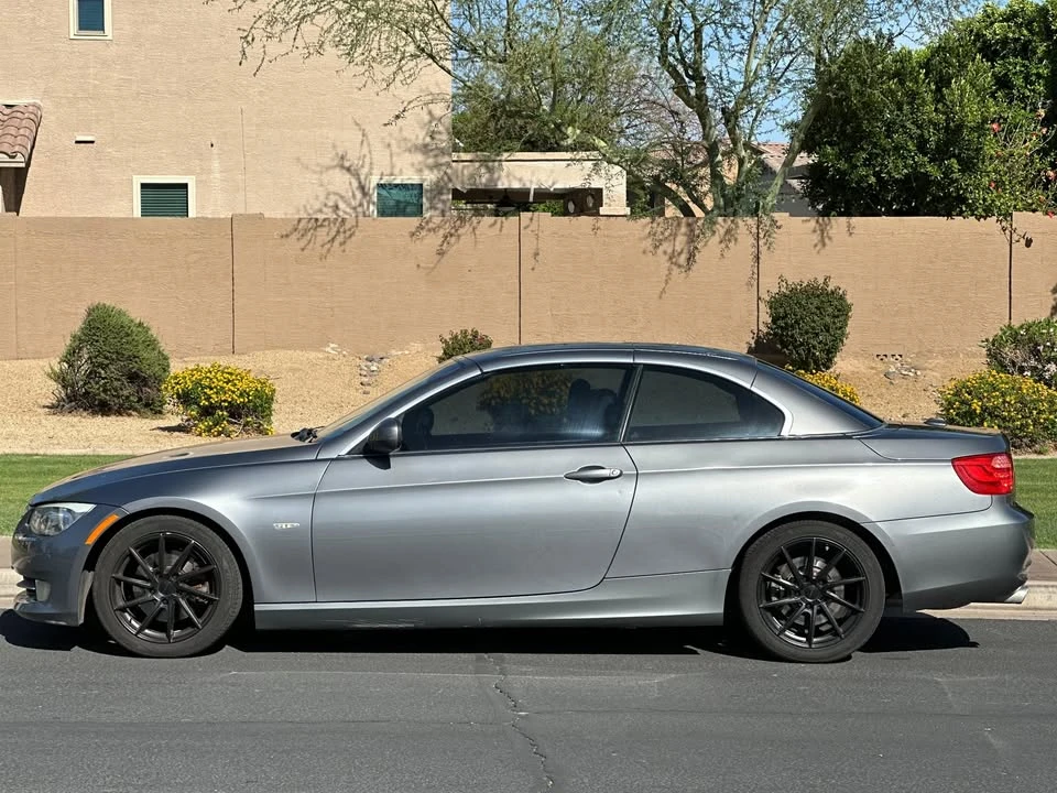2011 BMW E90 3 Series Sedan - Image 5 of 16