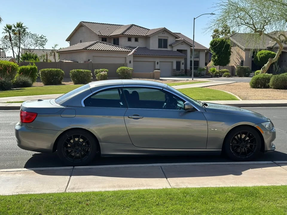 2011 BMW E90 3 Series Sedan - Image 6 of 16