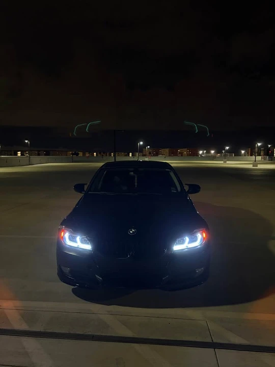 2011 BMW E90 3 Series Sedan - Image 6 of 9