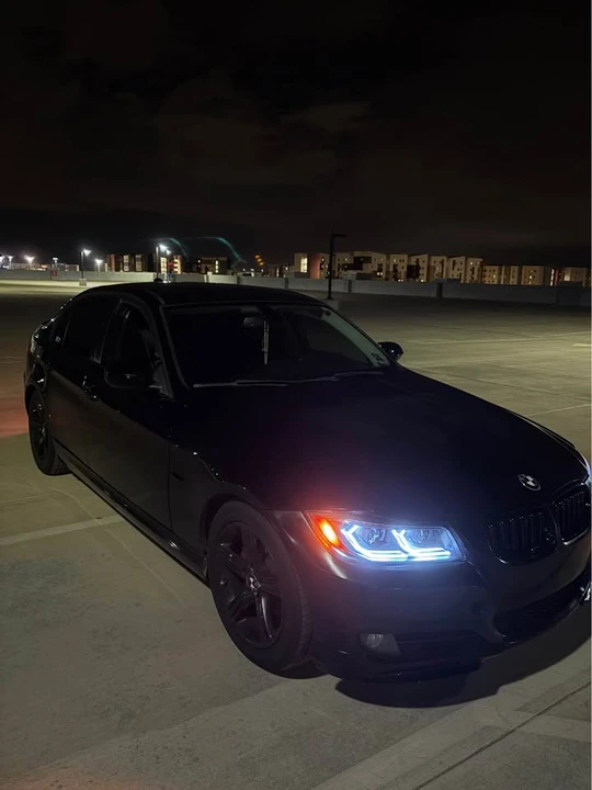 2011 BMW E90 3 Series Sedan - Image 5 of 9