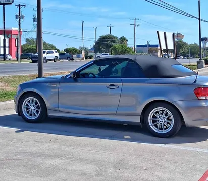 2011 BMW 1 Series 128i Convertible 2D