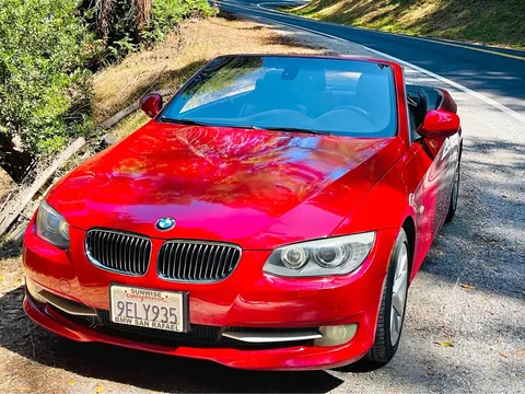 2011 BMW 1 Series 128i Convertible 2D