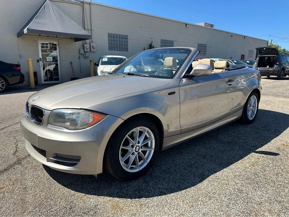 2011 BMW E81/E82/E88 1 Series - Image 2 of 19