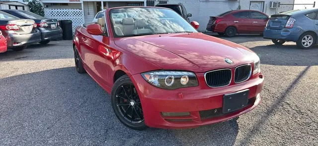 2011 BMW 128i Convertible 2D