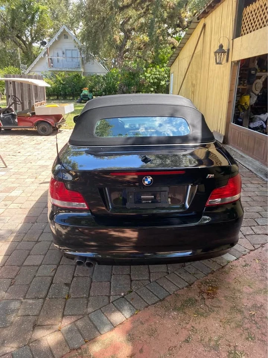 2011 BMW E81/E82/E88 1 Series - Image 6 of 10