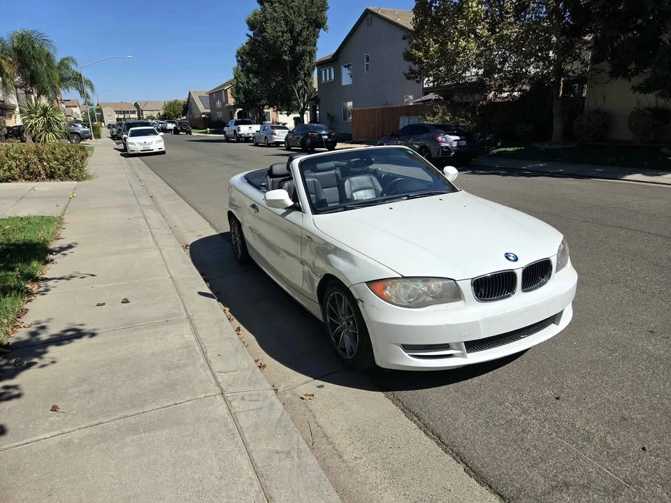 2011 BMW E81/E82/E88 1 Series - Image 4 of 7