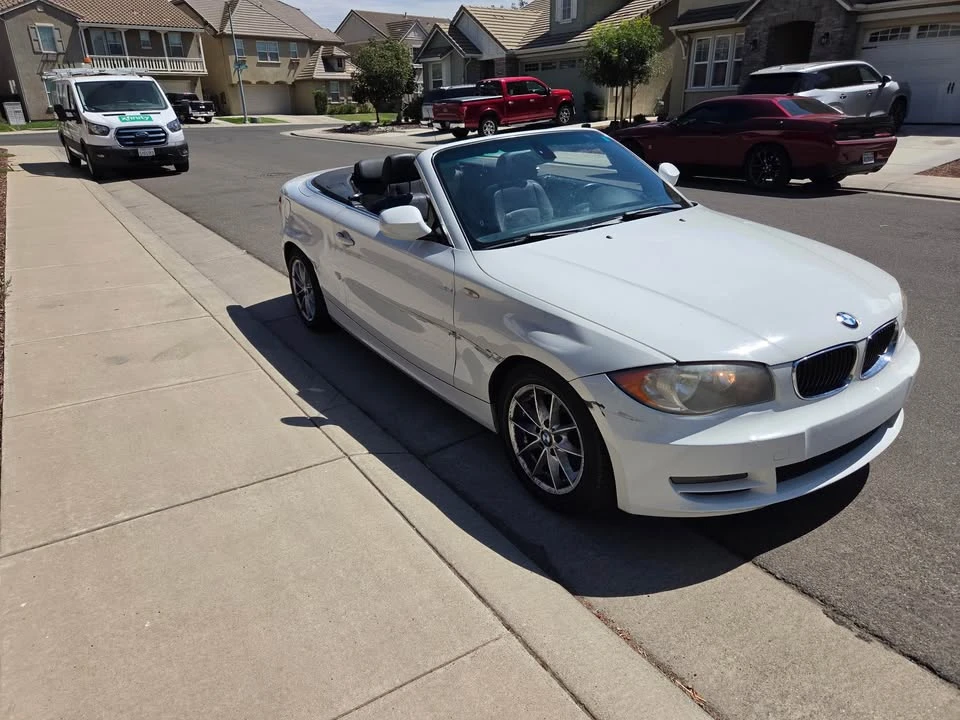 2011 BMW E81/E82/E88 1 Series - Image 2 of 9
