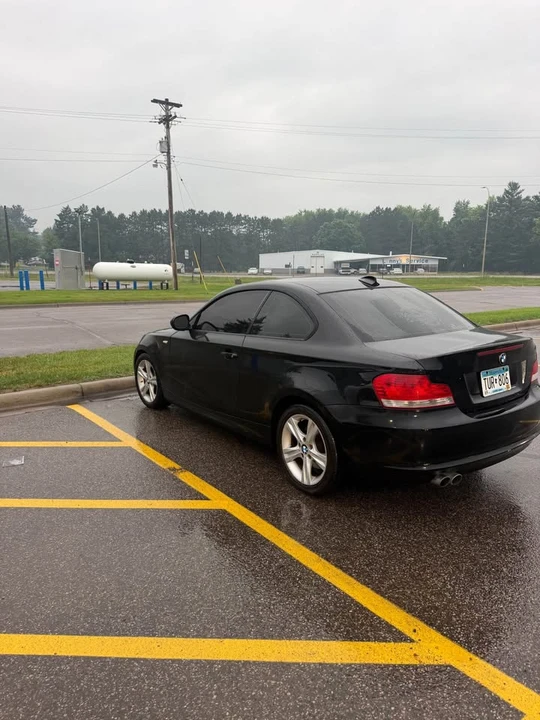 2011 BMW E81/E82/E88 1 Series - Image 5 of 8