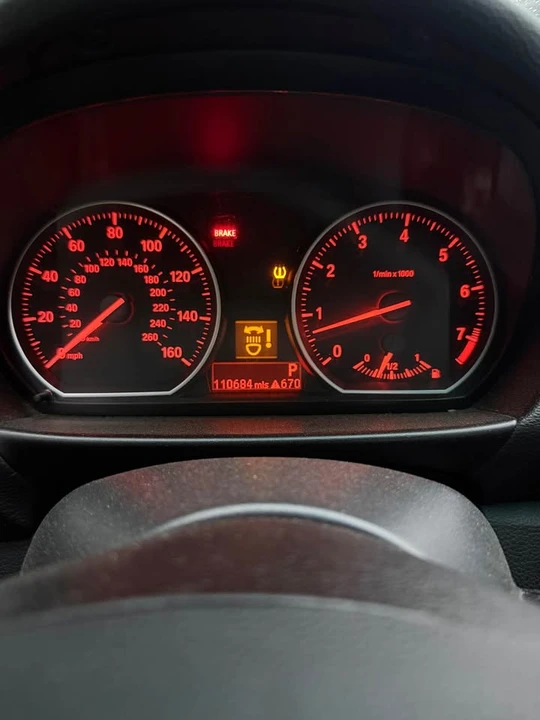 2011 BMW E81/E82/E88 1 Series - Image 6 of 8