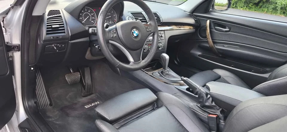 2011 BMW E81/E82/E88 1 Series - Image 7 of 14
