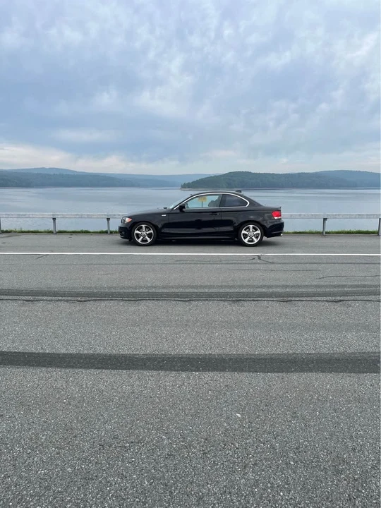 2011 BMW E81/E82/E88 1 Series - Image 2 of 9