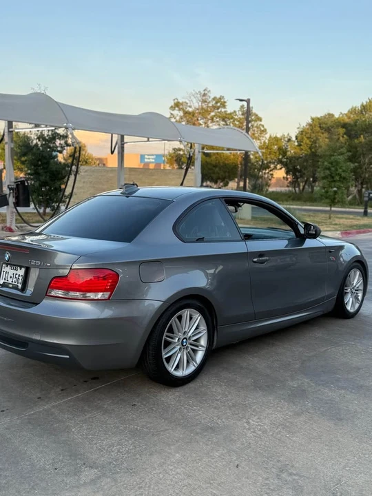2011 BMW E81/E82/E88 1 Series - Image 5 of 9