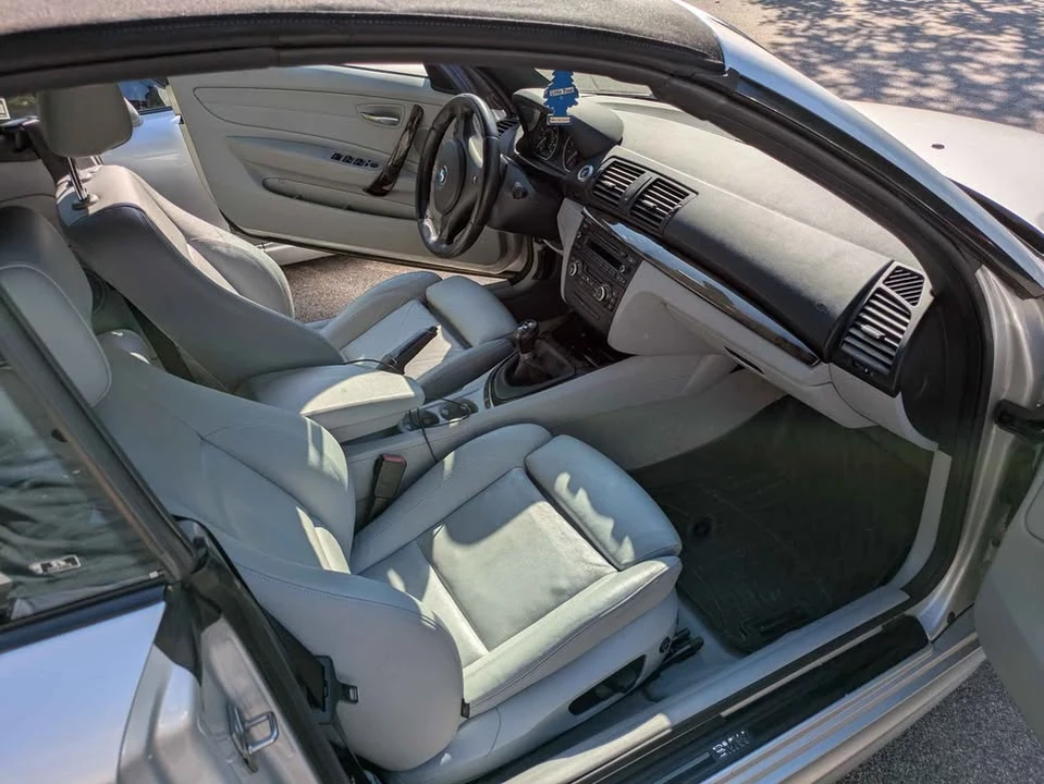 2011 BMW E82 135i & 135is - Image 15 of 20