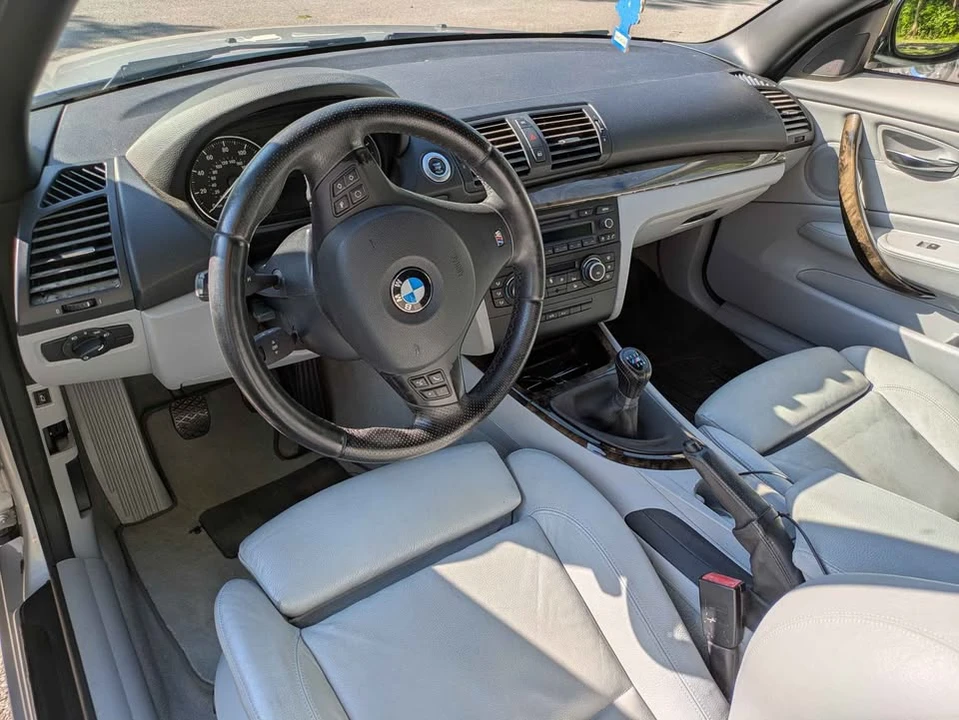2011 BMW E82 135i & 135is - Image 16 of 20