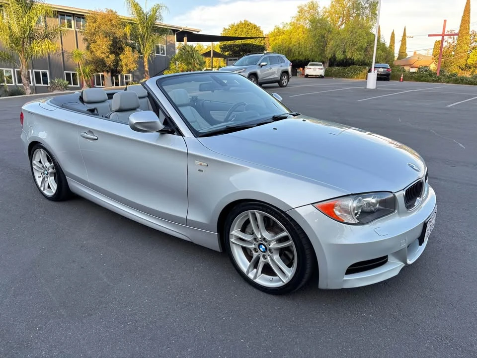 2011 BMW E82 135i & 135is - Image 7 of 19