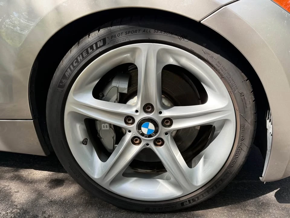 2011 BMW E82 135i & 135is - Image 8 of 20