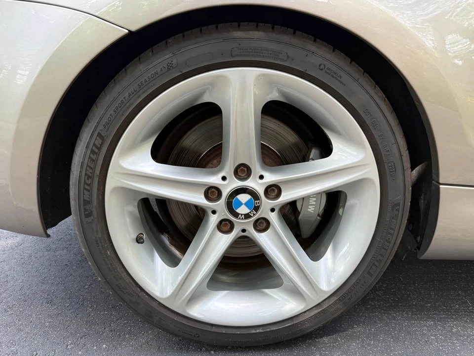 2011 BMW E82 135i & 135is - Image 9 of 20