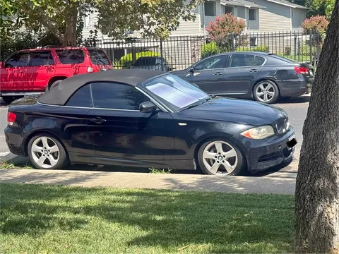 2011 BMW 1 Series 135i Convertible 2D