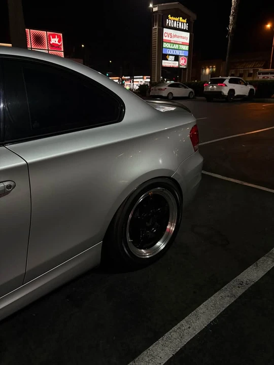 2011 BMW E82 135i & 135is - Image 3 of 5