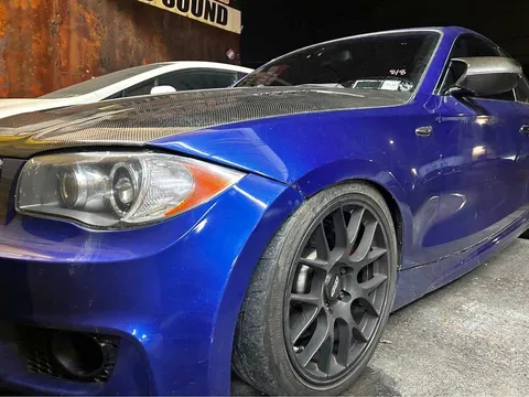 2011 BMW 1 Series 135is Coupe 2D