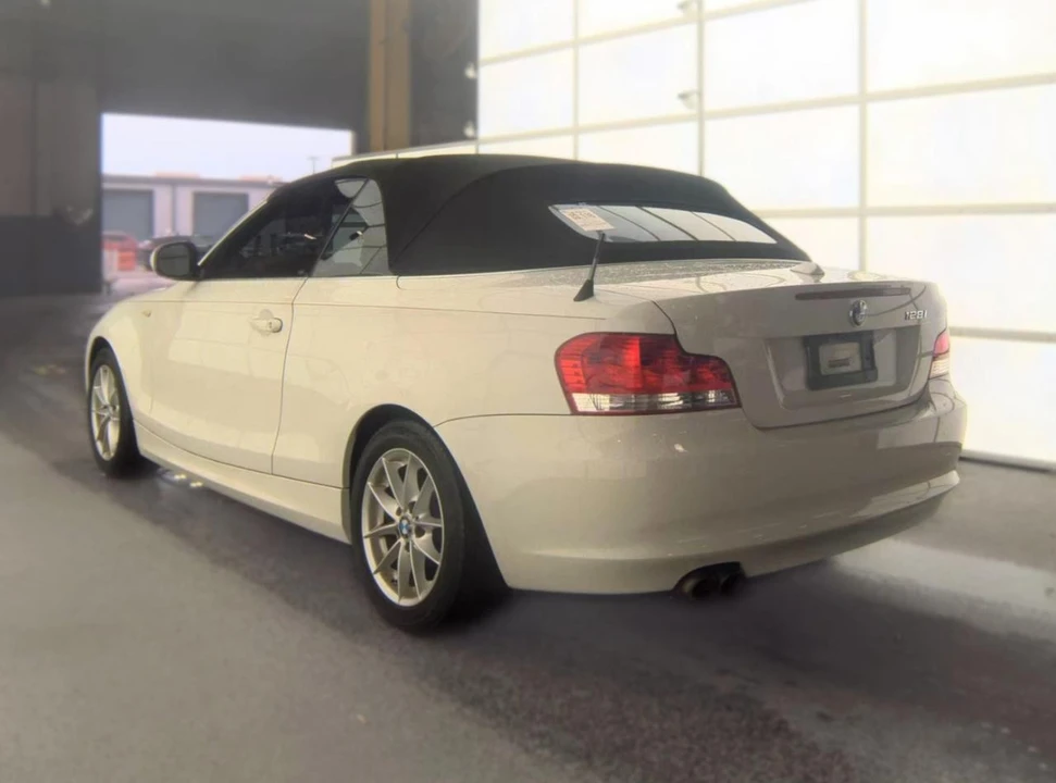 2011 BMW E81/E82/E88 1 Series - Image 6 of 15