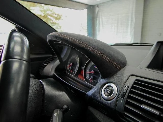 2011 BMW 1M - Image 19 of 20