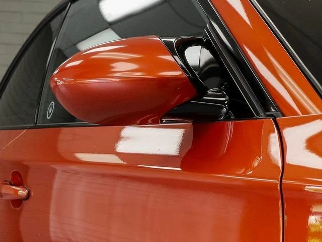2011 BMW 1M - Image 10 of 20
