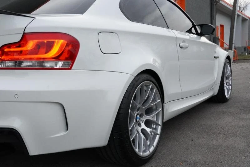 2011 BMW 1M - Image 8 of 21