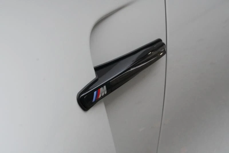 2011 BMW 1M - Image 20 of 21