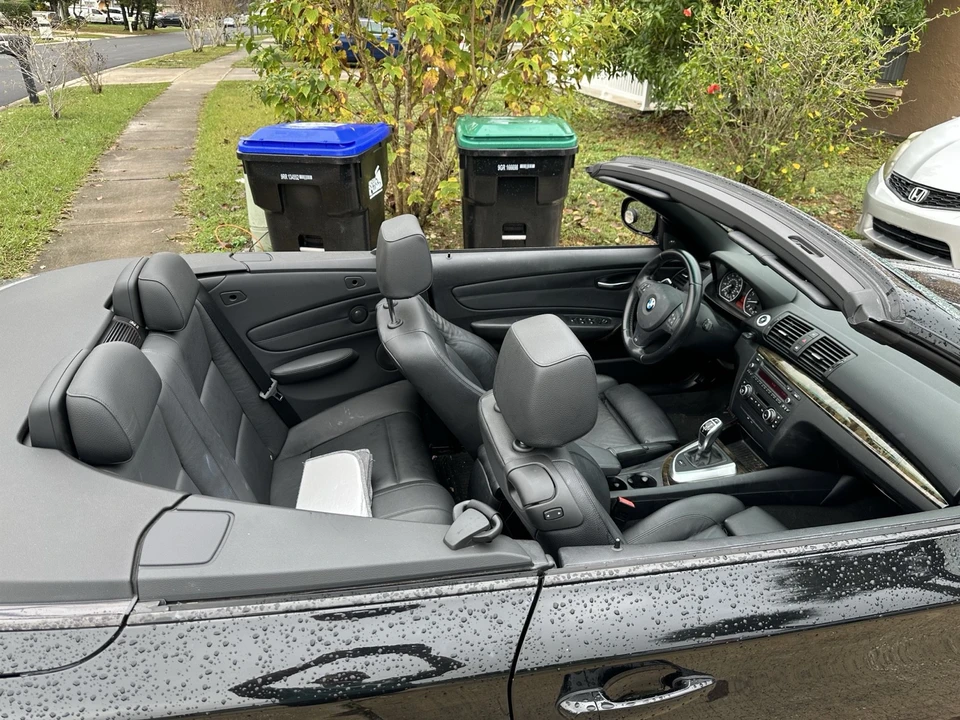 2011 BMW 1M - Image 17 of 17