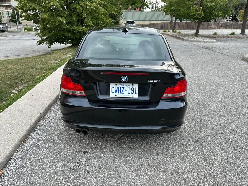 2011 BMW E81/E82/E88 1 Series - Image 5 of 9