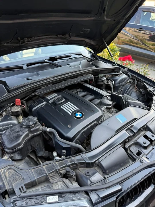 2011 BMW E81/E82/E88 1 Series - Image 6 of 8