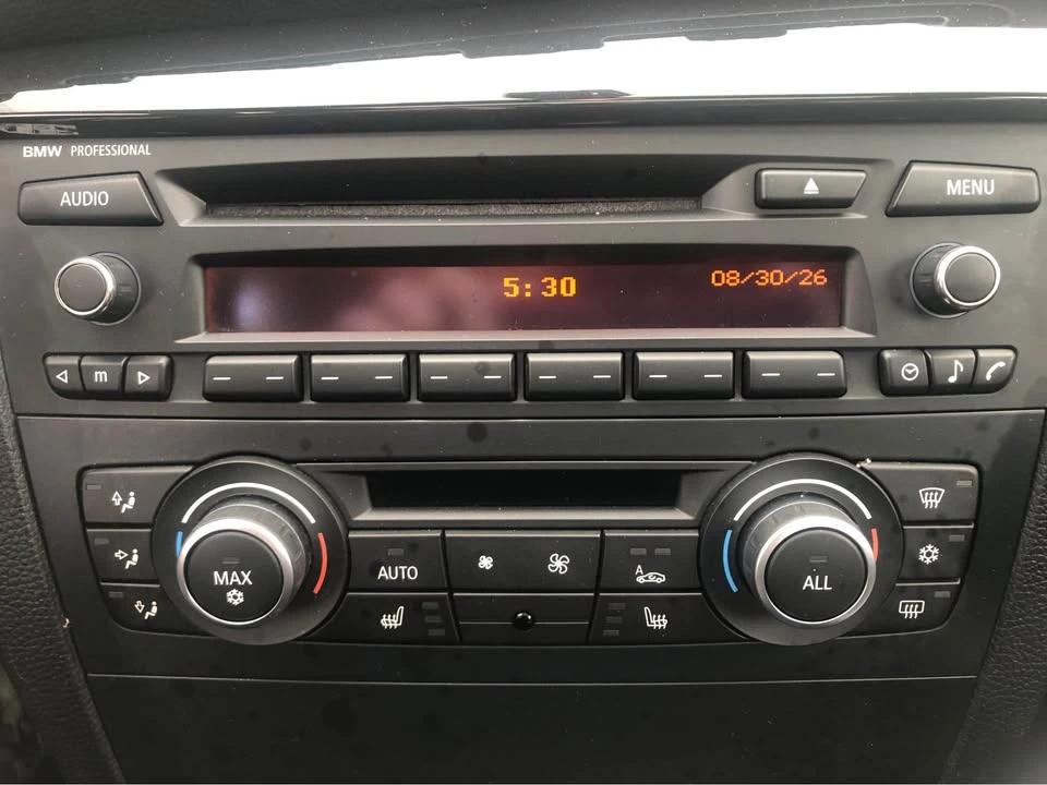 2011 BMW E81/E82/E88 1 Series - Image 12 of 16