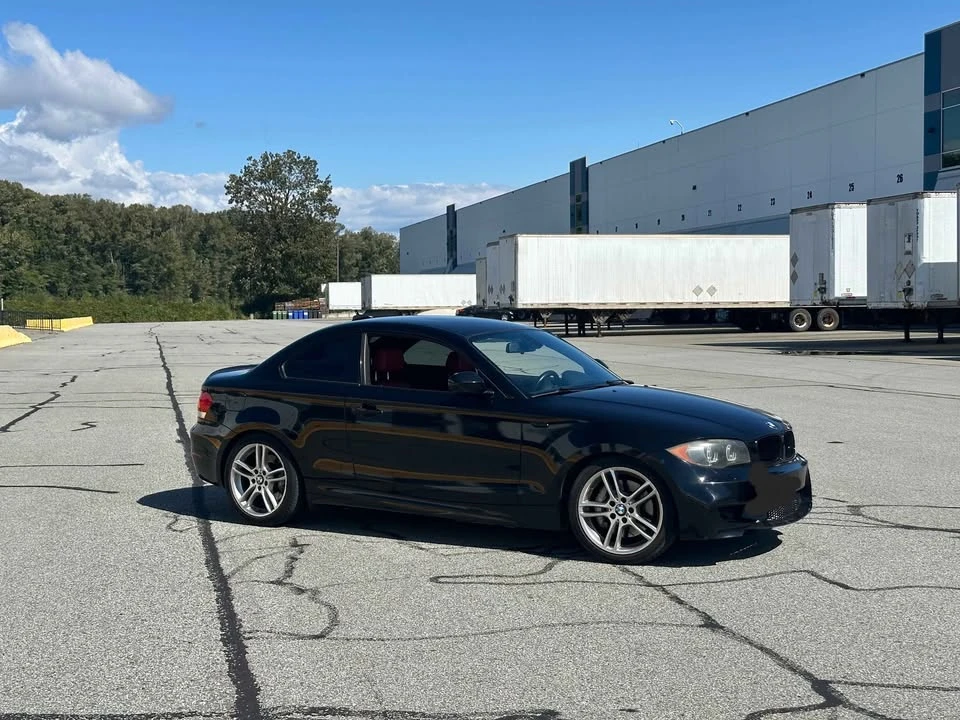 2011 BMW E81/E82/E88 1 Series - Image 4 of 8