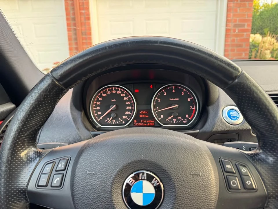 2011 BMW E81/E82/E88 1 Series - Image 9 of 12