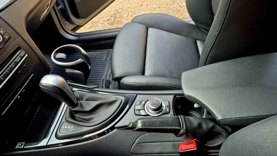 2011 BMW E81/E82/E88 1 Series - Image 15 of 18