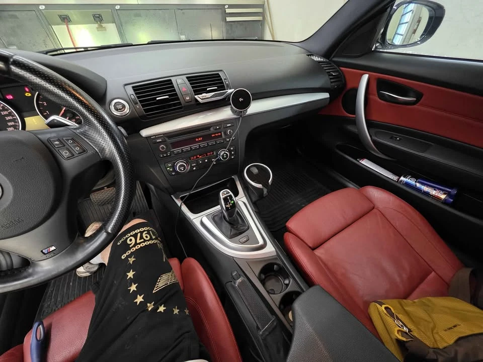 2011 BMW E81/E82/E88 1 Series - Image 6 of 8