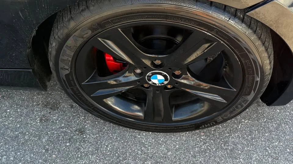 2011 BMW 1 Series - Image 16 of 17