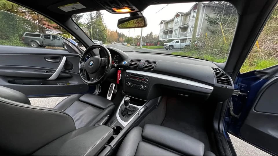 2011 BMW 1 Series - Image 9 of 11