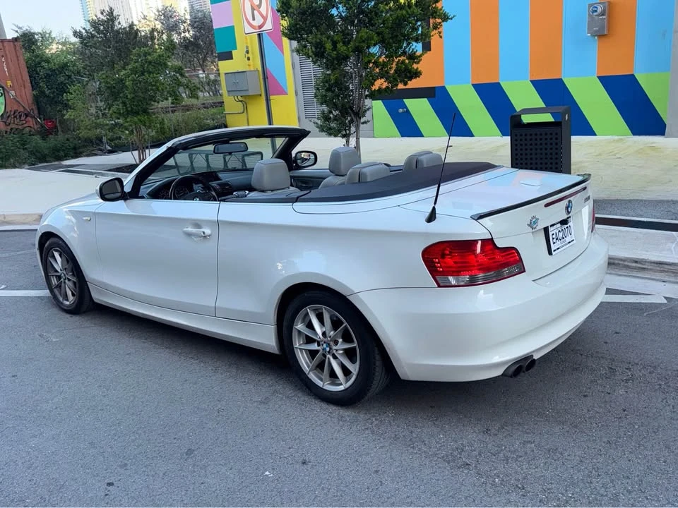2011 BMW E81/E82/E88 1 Series - Image 4 of 9