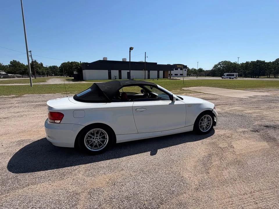 2011 BMW E81/E82/E88 1 Series - Image 11 of 12