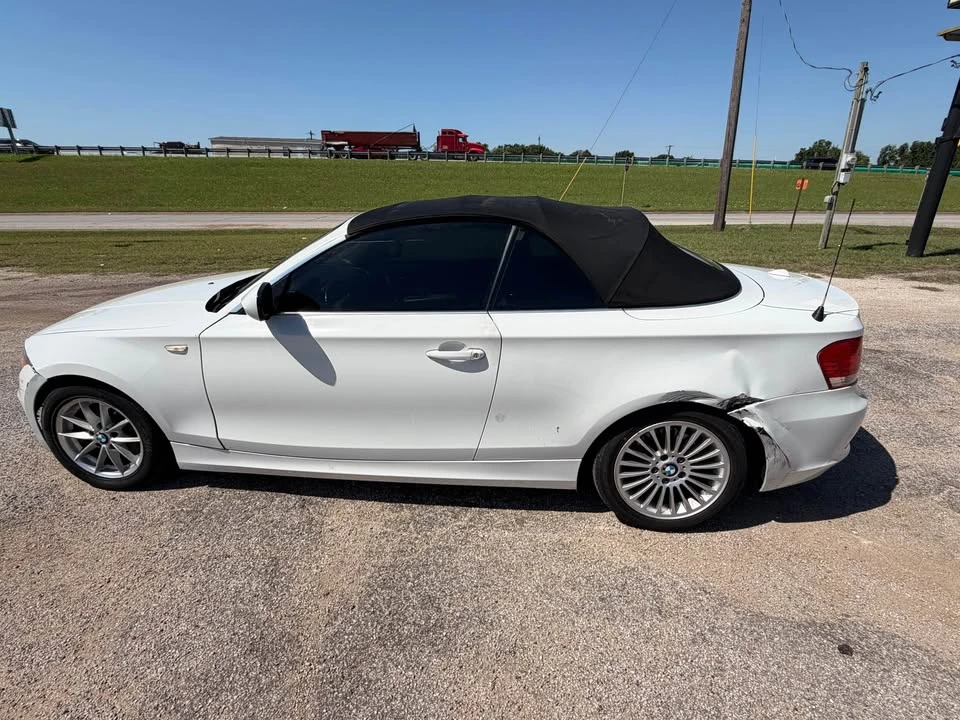 2011 BMW E81/E82/E88 1 Series - Image 8 of 12