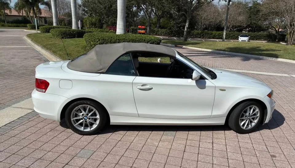 2011 BMW E81/E82/E88 1 Series - Image 3 of 9