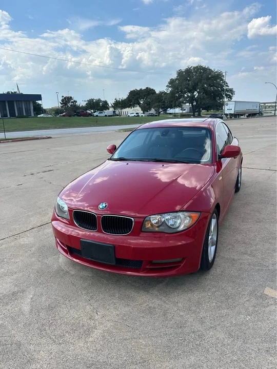 2011 BMW E81/E82/E88 1 Series - Image 2 of 10