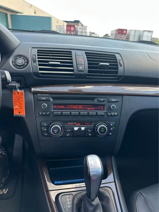 2011 BMW E81/E82/E88 1 Series - Image 10 of 10