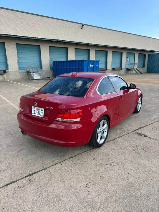 2011 BMW E81/E82/E88 1 Series - Image 4 of 10